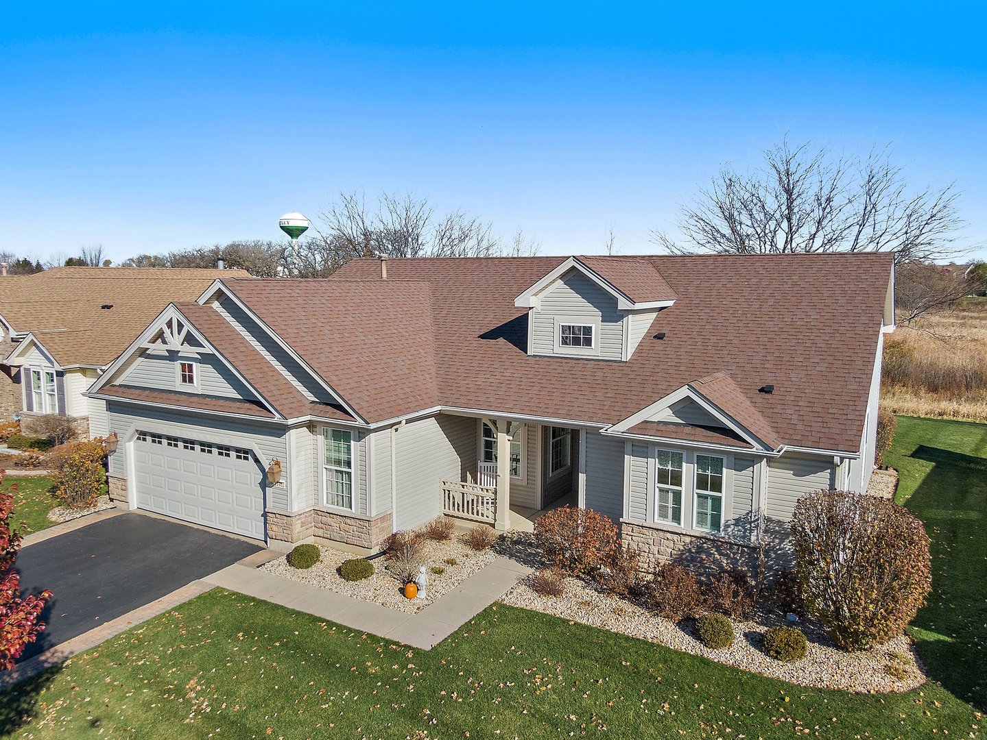 11462 Stonewater Xing