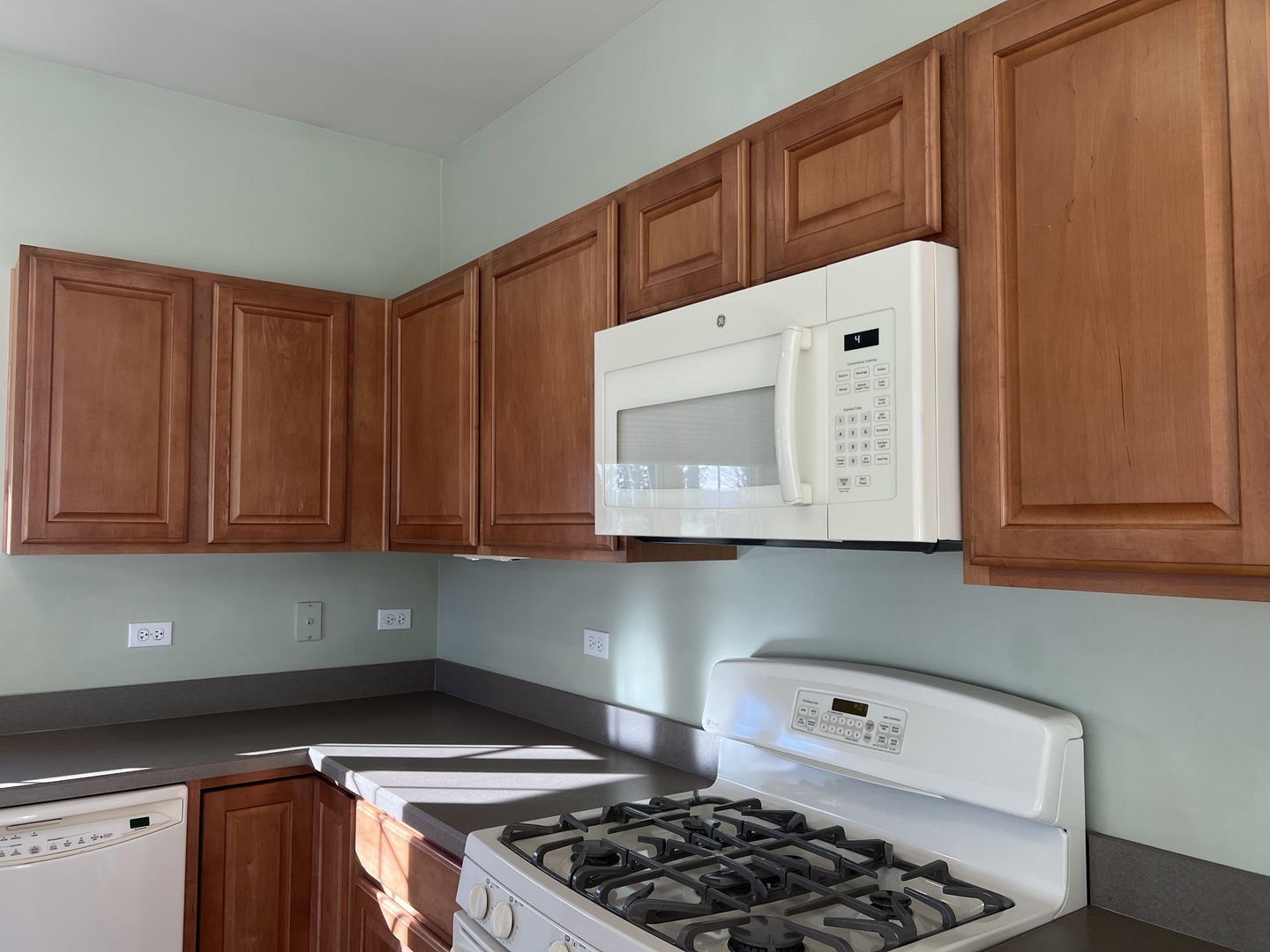 13255 Cedar Crest Lane