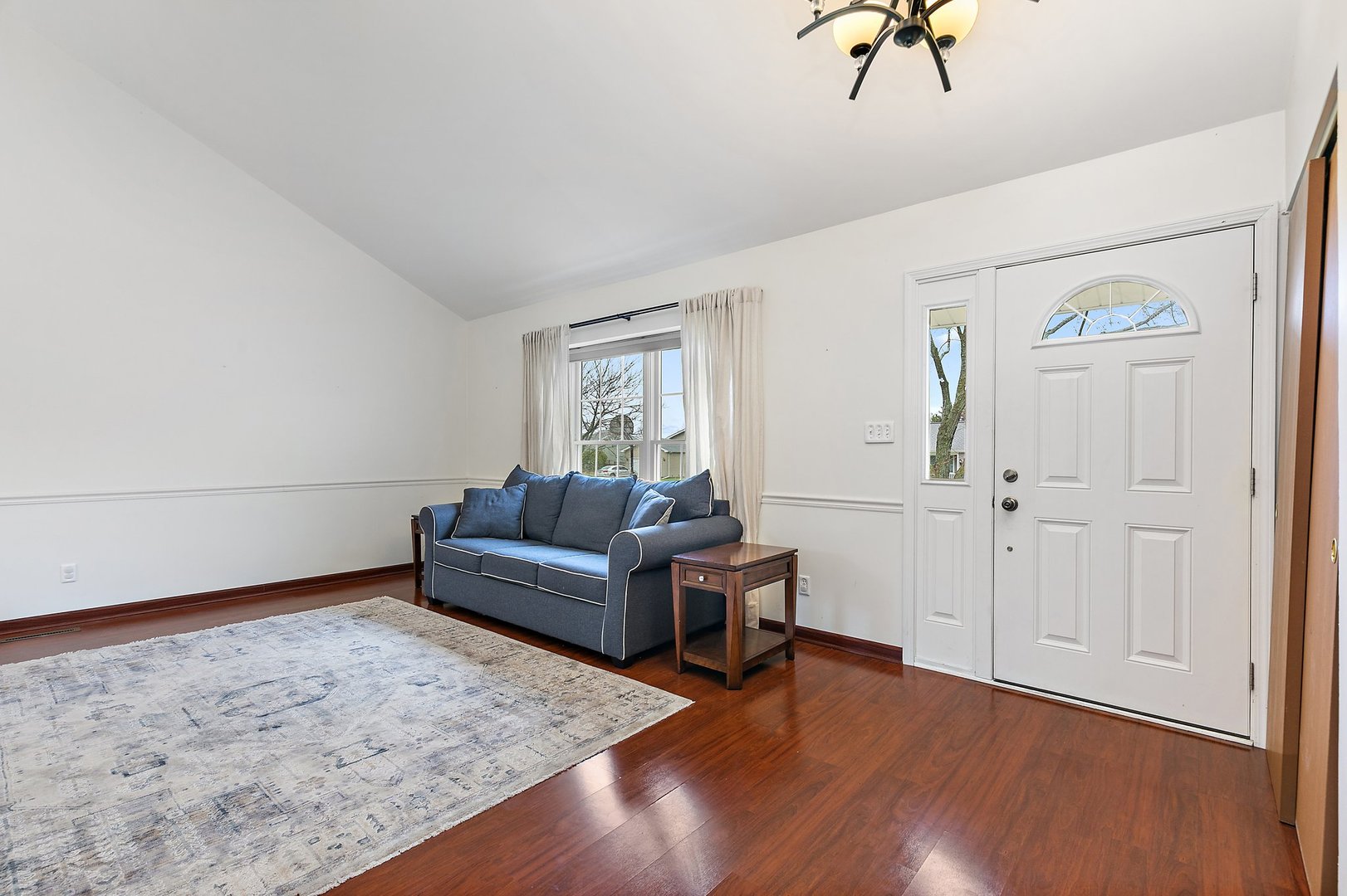 5407 W Chasefield Circle