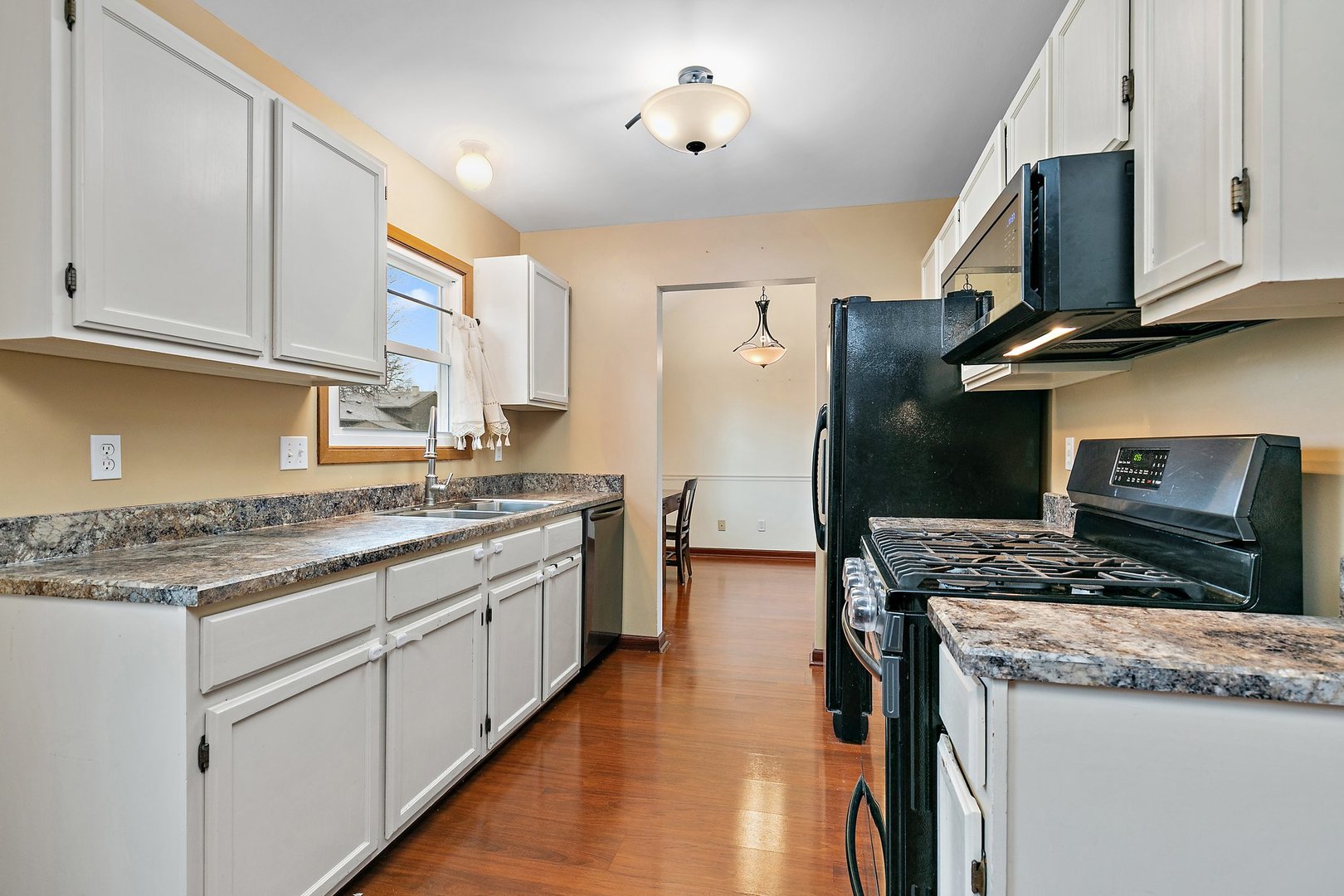 5407 W Chasefield Circle