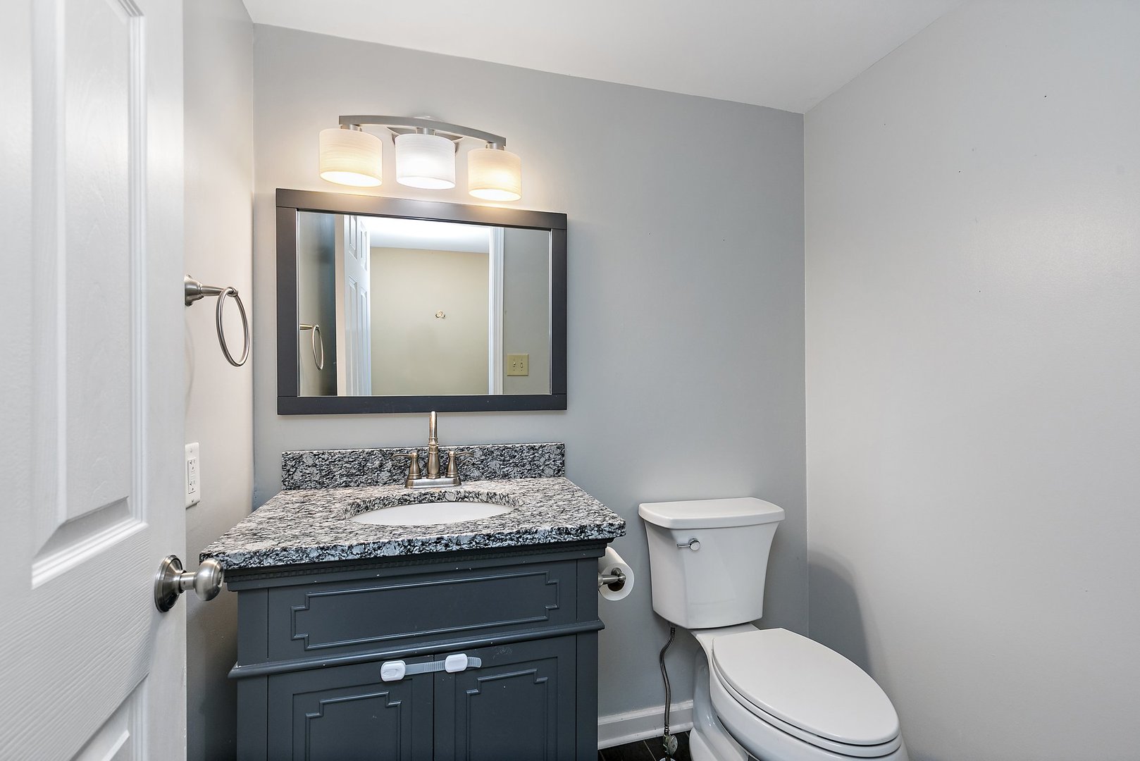 5407 W Chasefield Circle