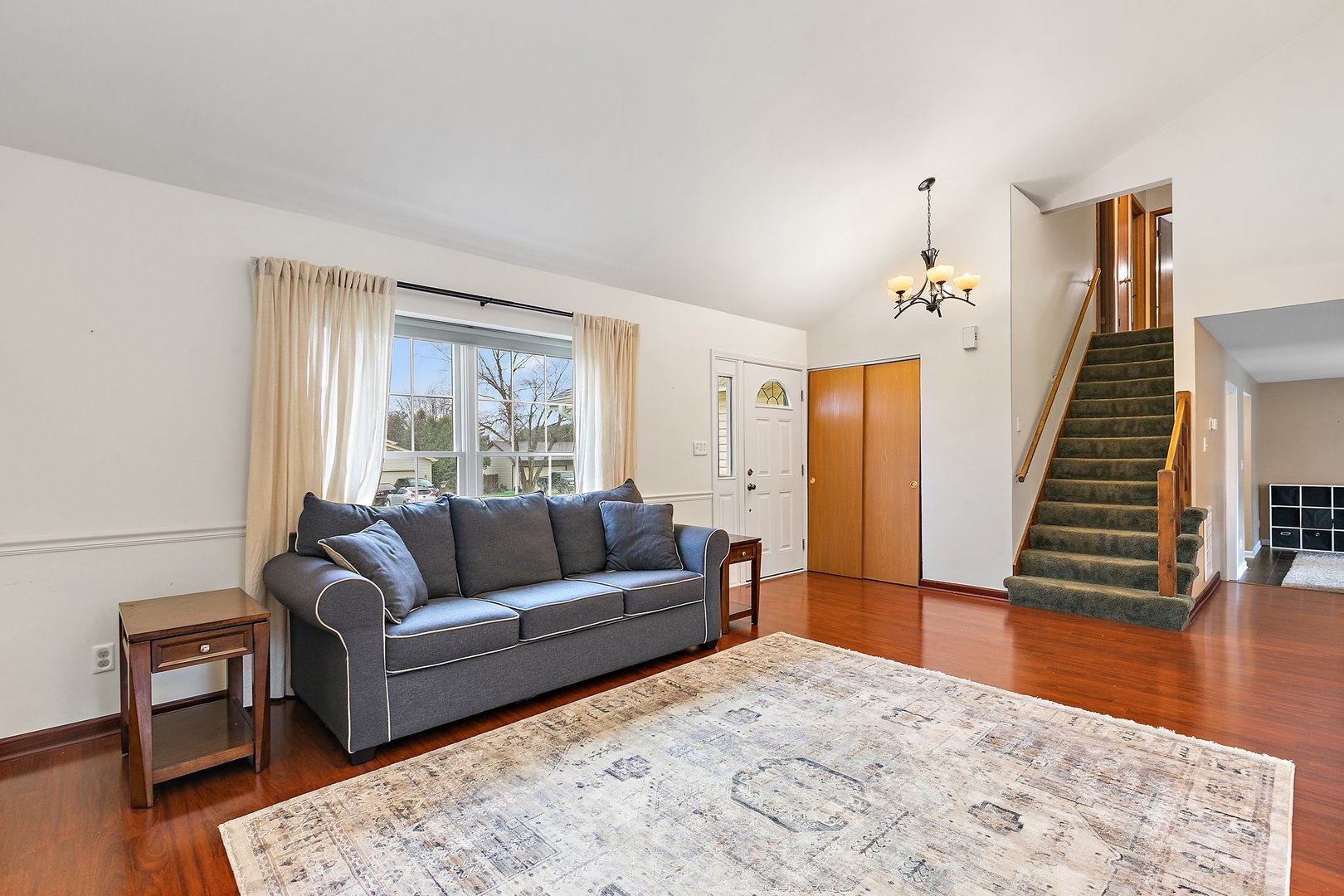 5407 W Chasefield Circle