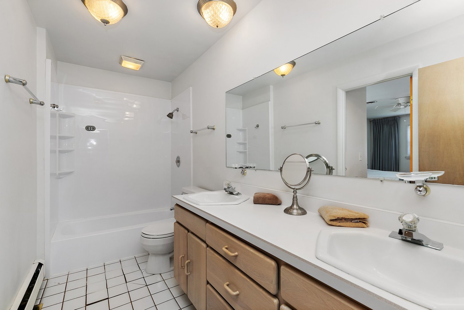 1825 W Pheasant Trail