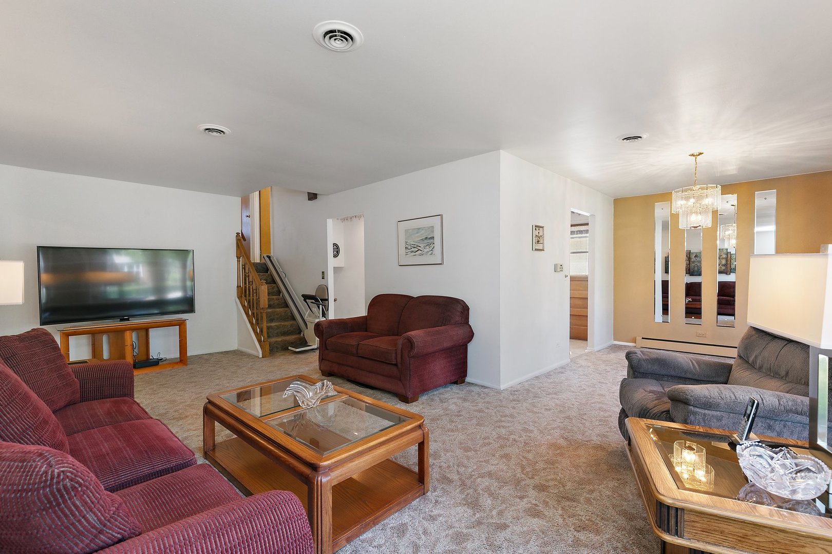 1825 W Pheasant Trail