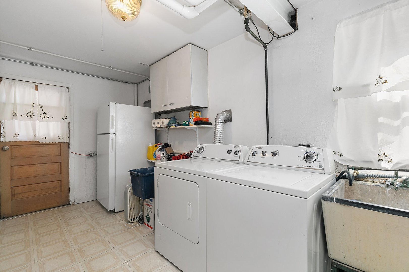 1825 W Pheasant Trail