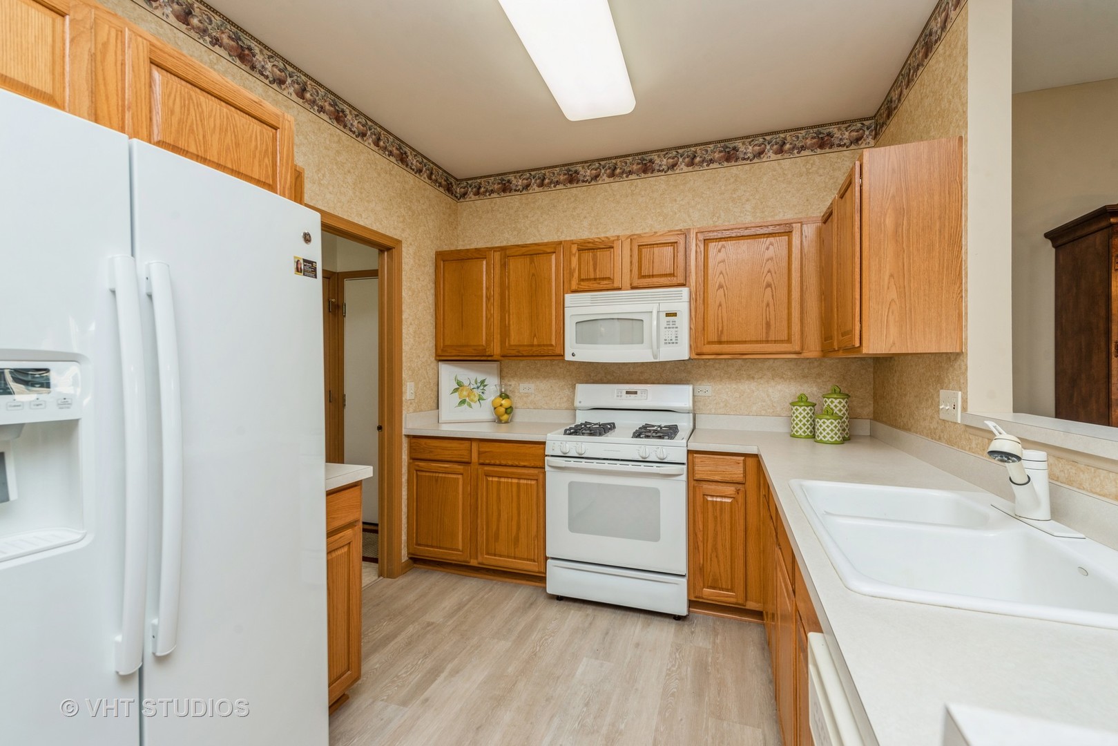 12951 Pennsylvania Avenue