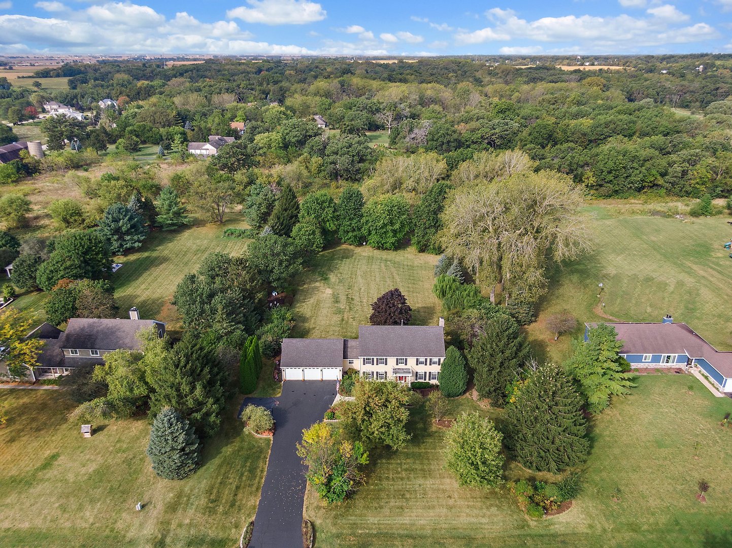 11385 HILLSBORO Drive