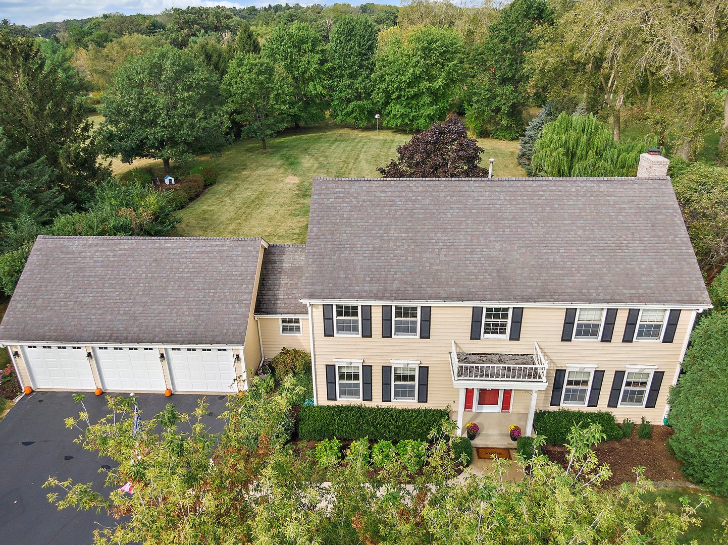 11385 HILLSBORO Drive