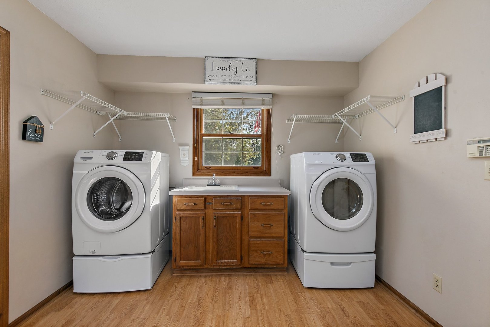 11385 HILLSBORO Drive