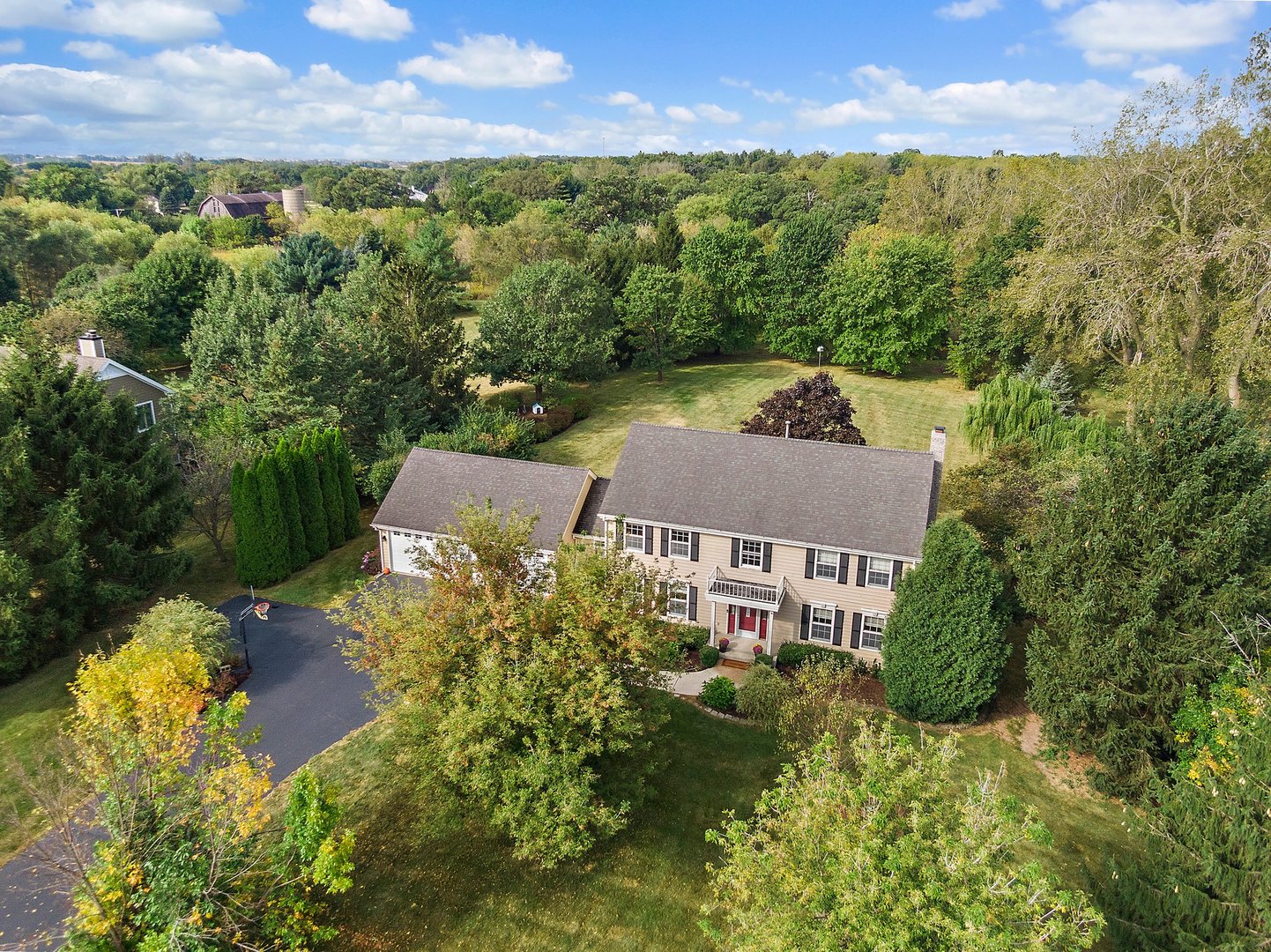 11385 HILLSBORO Drive