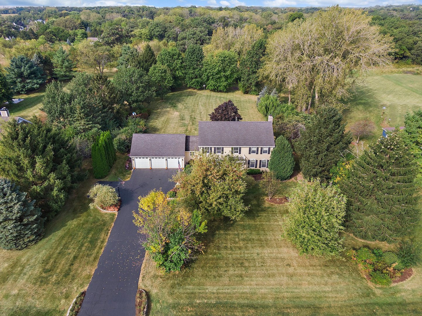 11385 HILLSBORO Drive