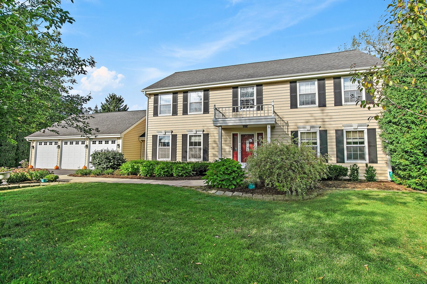 11385 HILLSBORO Drive