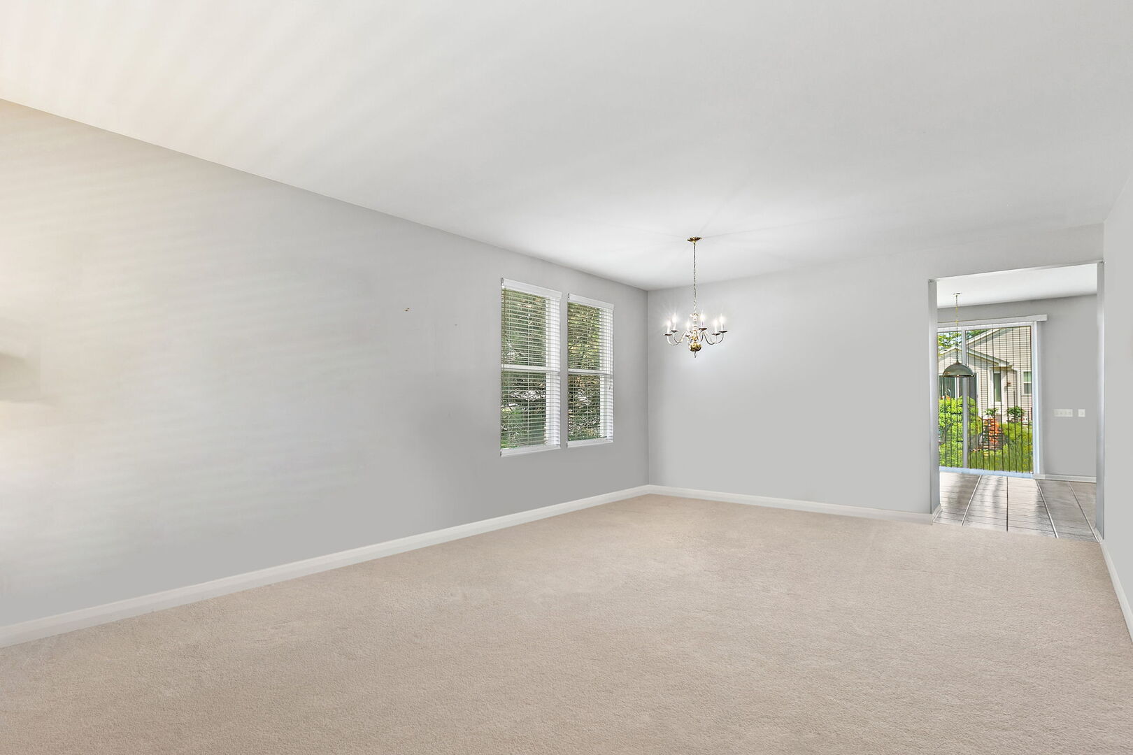 13060 W COVENTRY Lane