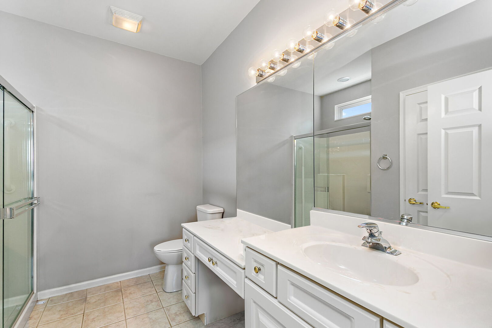 13060 W COVENTRY Lane