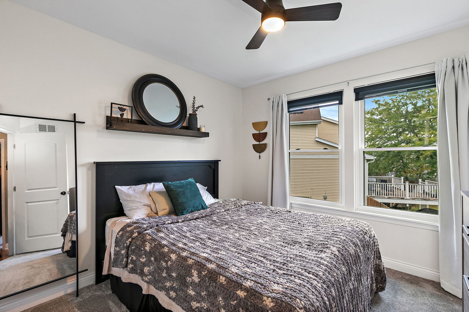 1655 Kennsington Lane