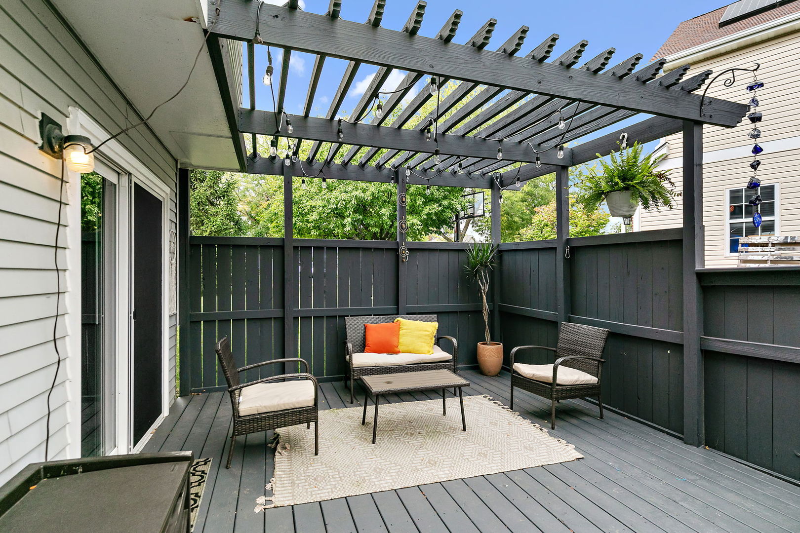 1655 Kennsington Lane