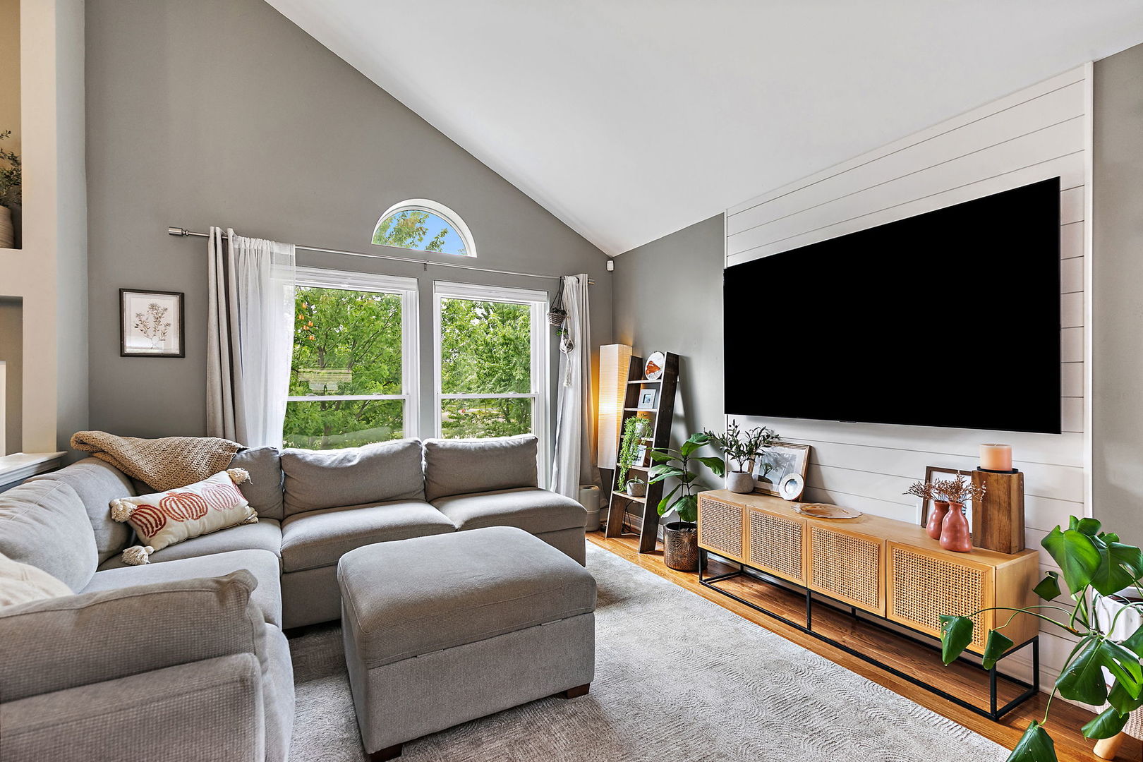 1655 Kennsington Lane