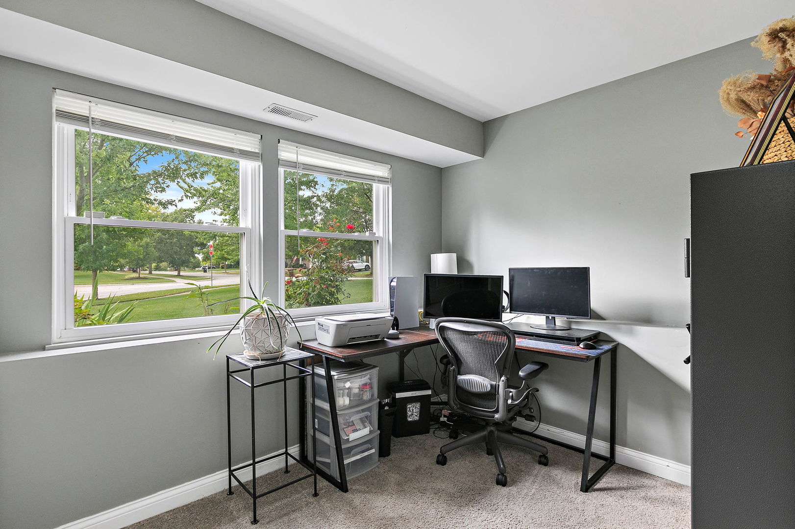 1655 Kennsington Lane