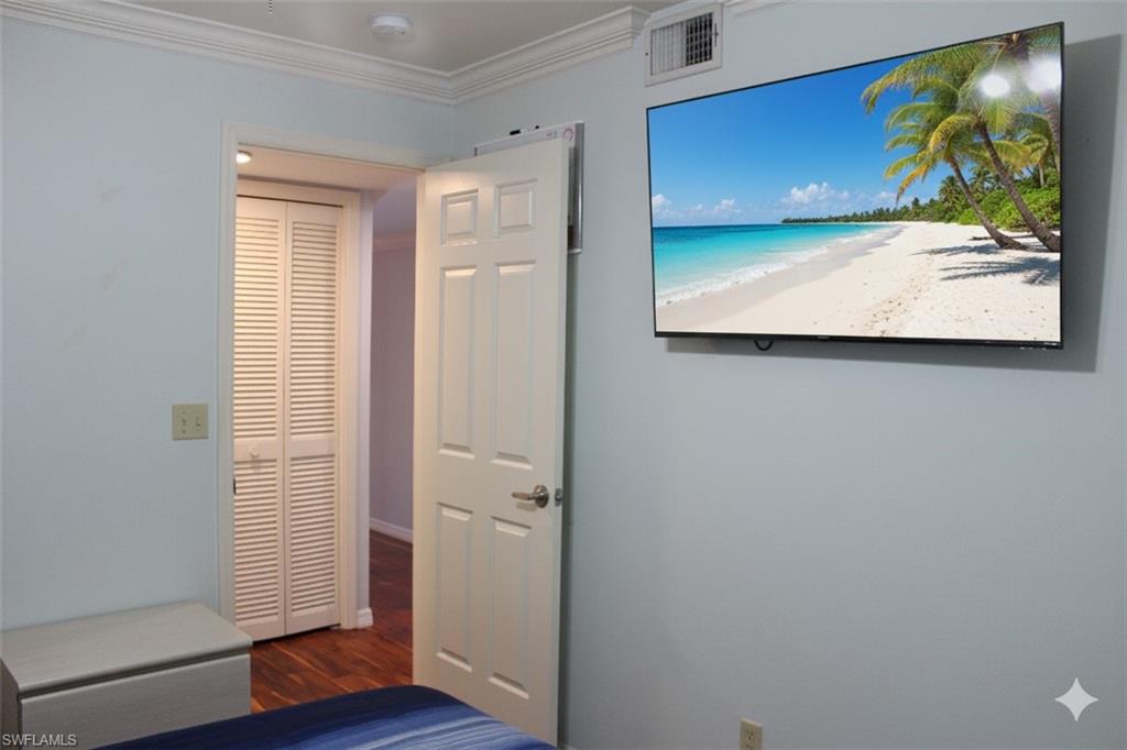 7360 Saint Ives Way # 2103