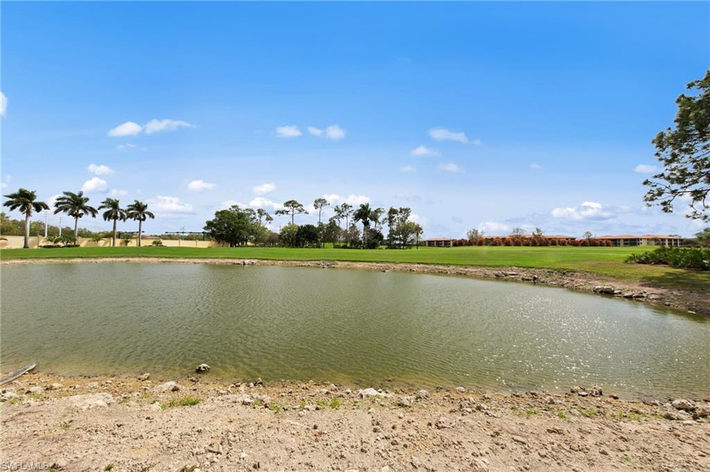 7340 Saint Ives WAY 3201