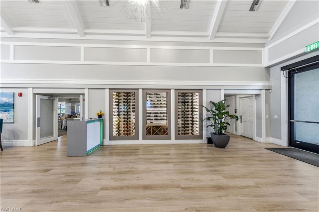 7340 Saint Ives WAY 3201