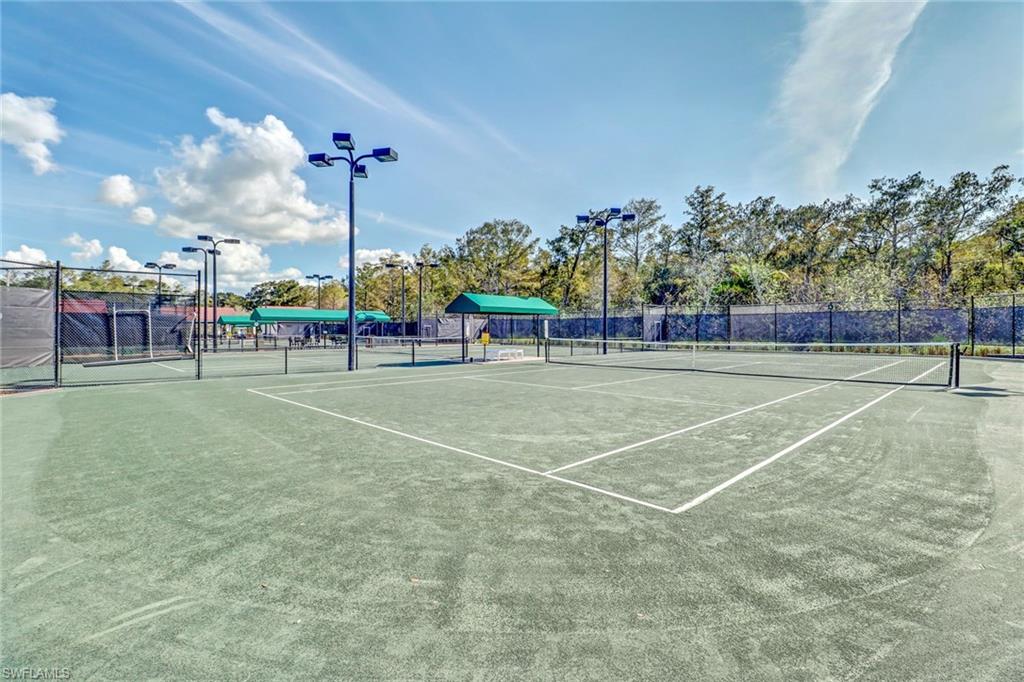 7340 Saint Ives WAY 3201