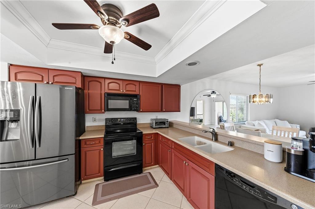 7340 Saint Ives WAY 3201