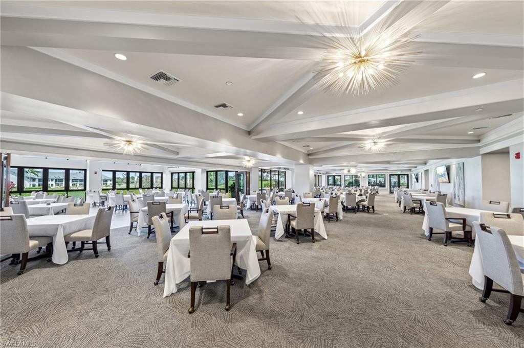 7340 Saint Ives WAY 3201