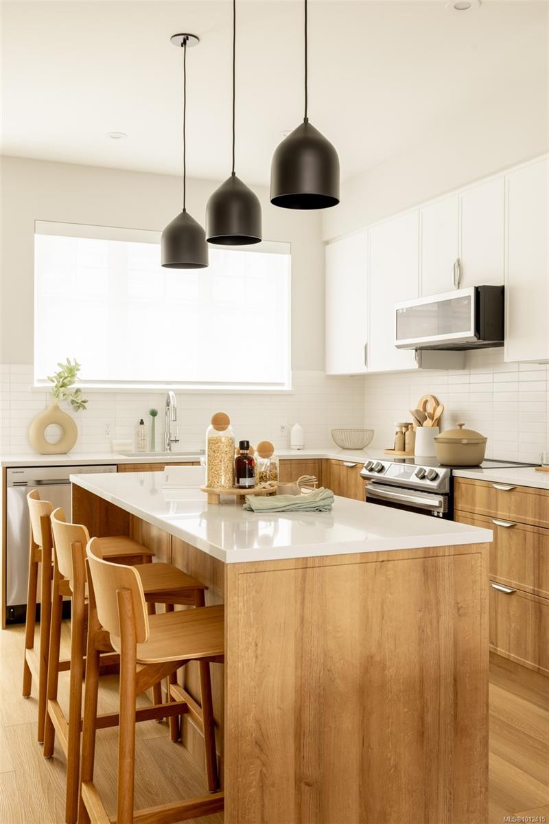 3220 Glendale Pl # 110