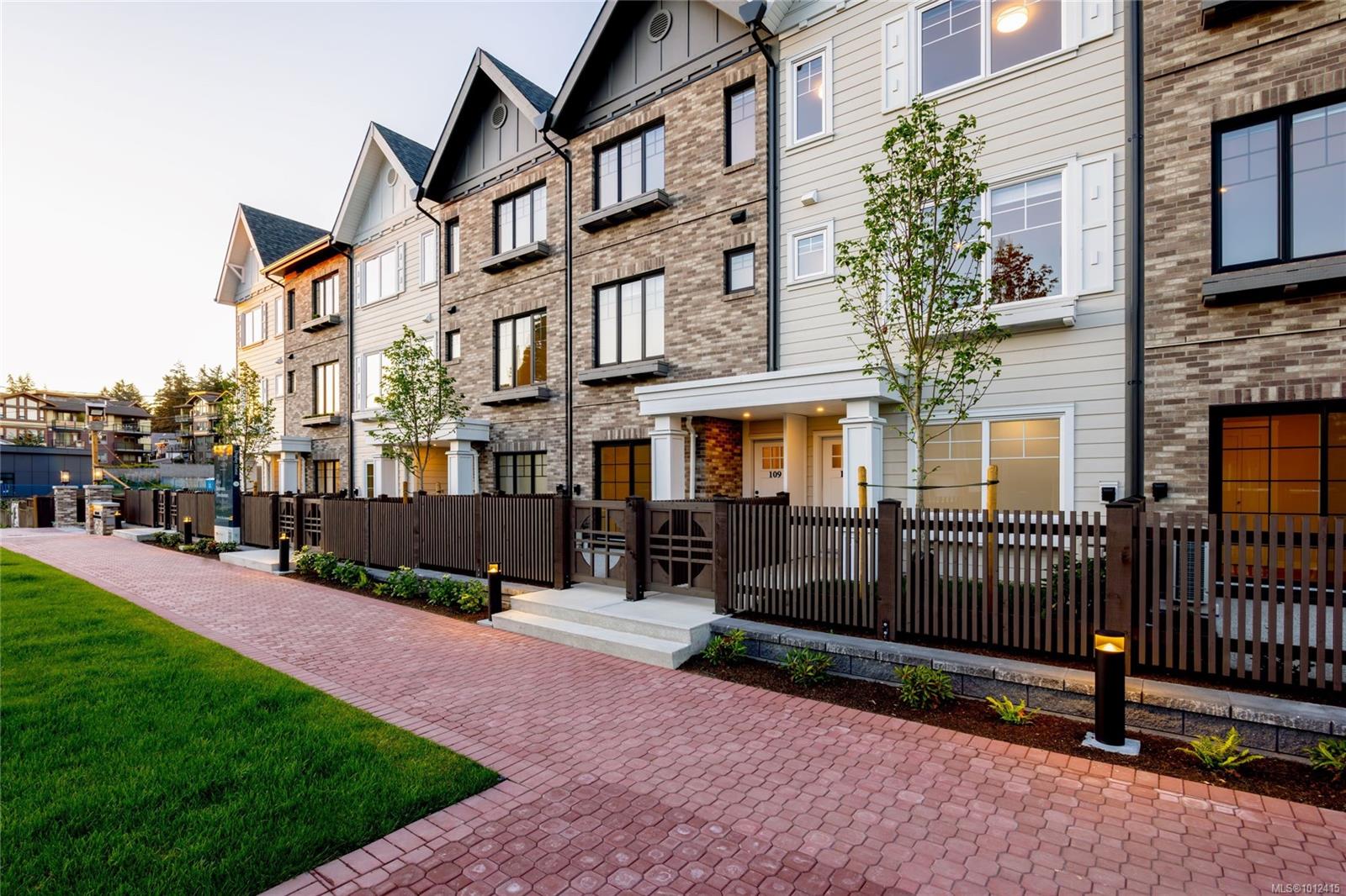 3220 Glendale Pl # 110