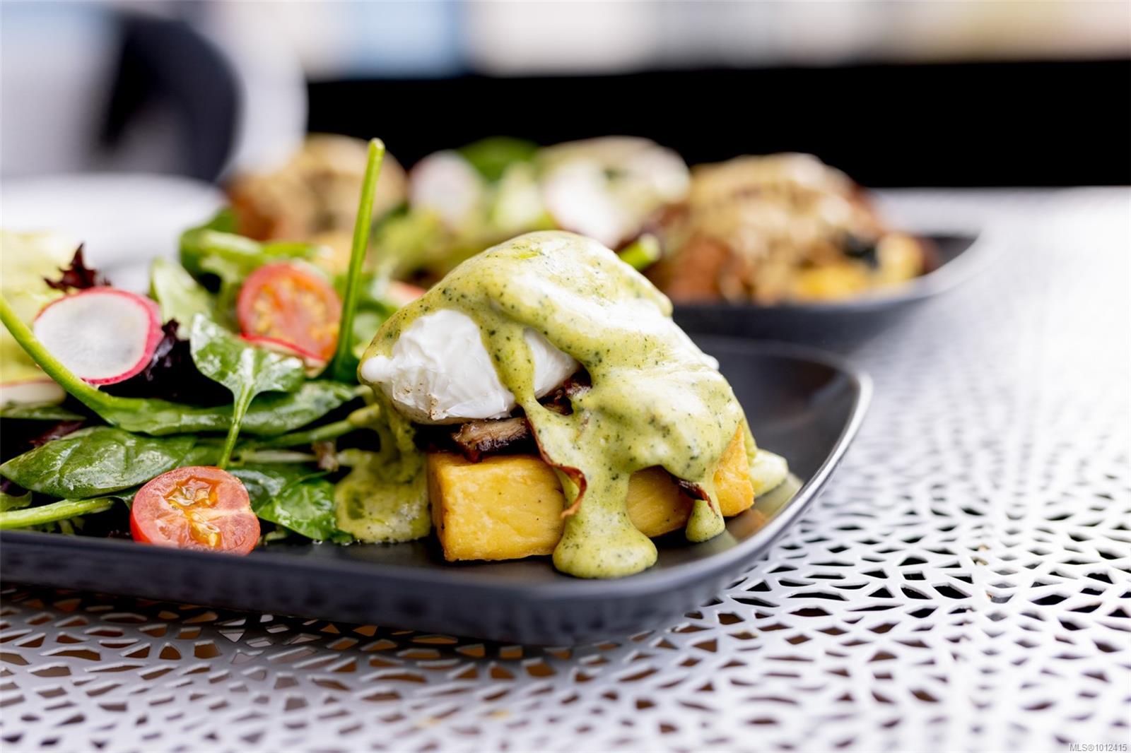 3220 Glendale Pl # 110