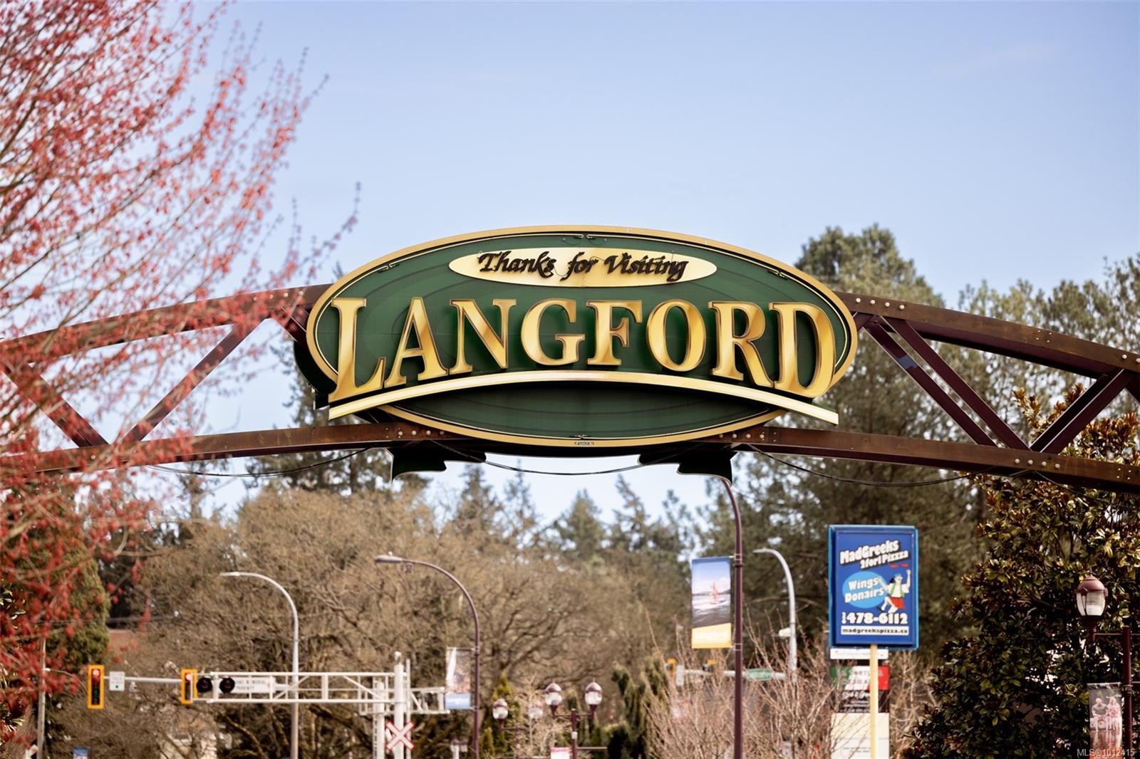 3220 Glendale Pl # 110