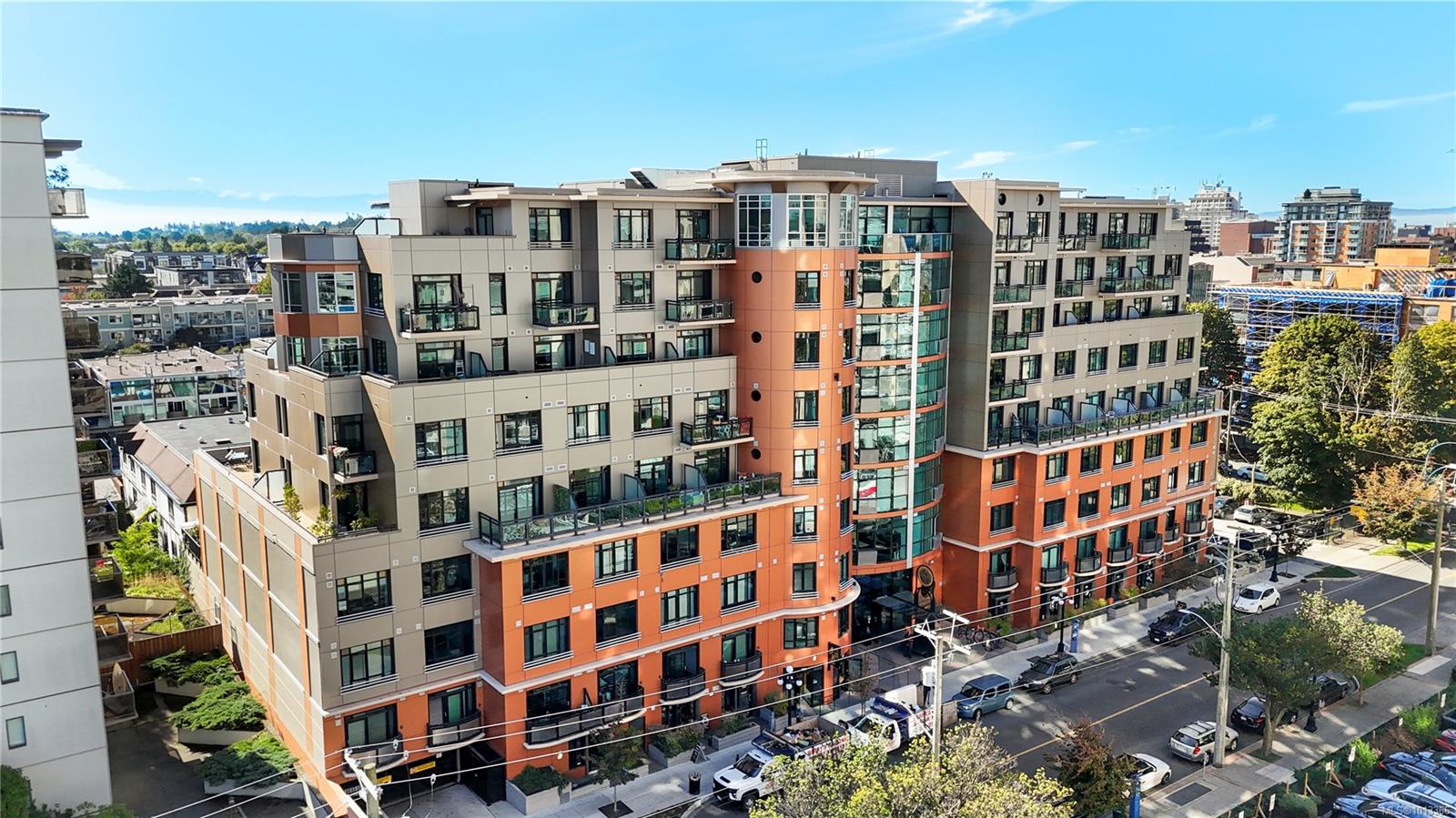 1029 View St # 526