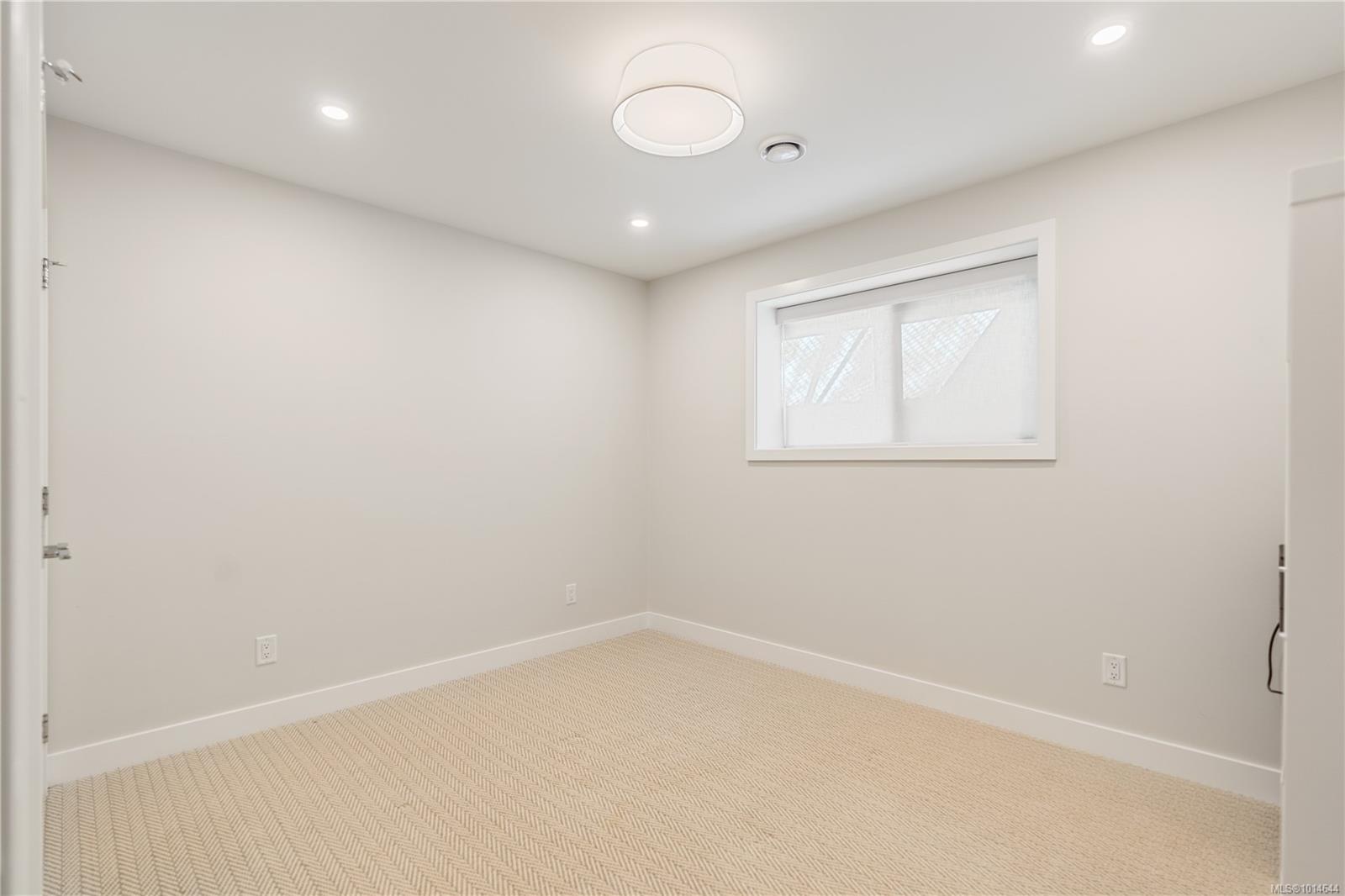 2268 Windsor Rd