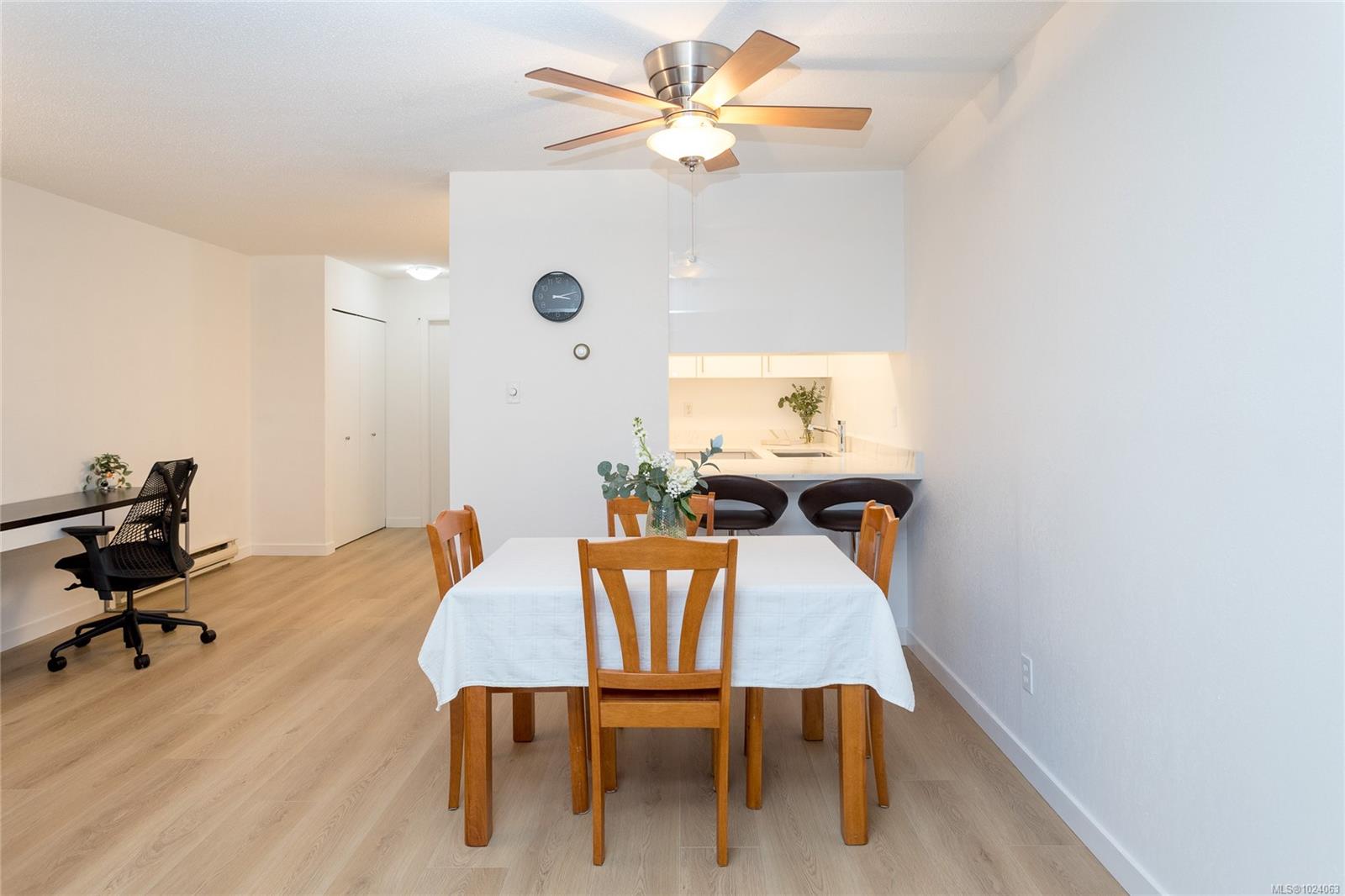 2022 Foul Bay Rd # 311