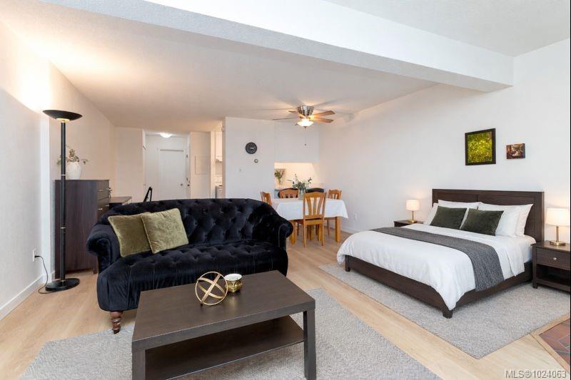 2022 Foul Bay Rd # 311