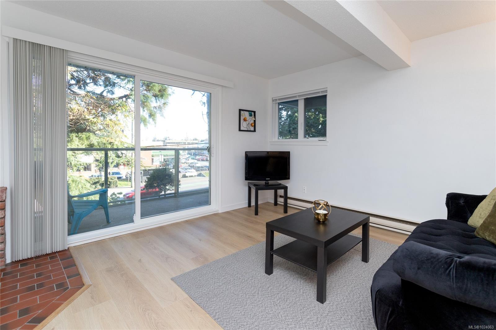 2022 Foul Bay Rd # 311