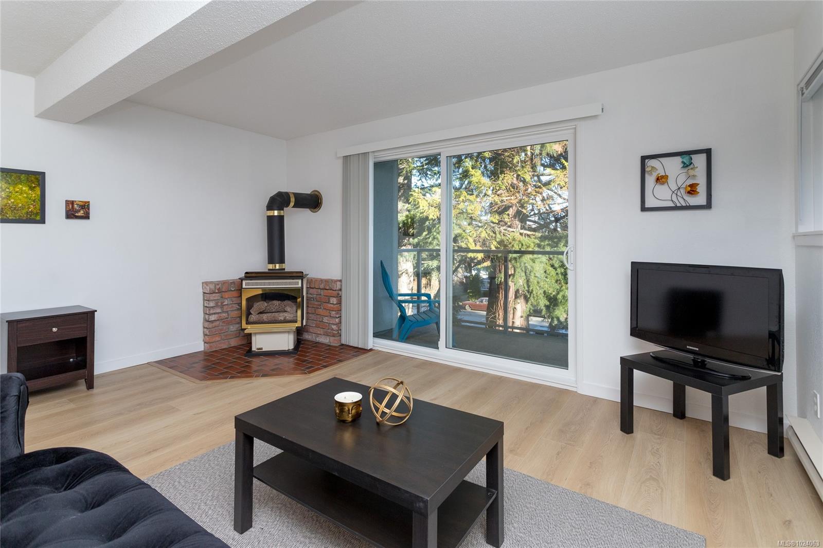 2022 Foul Bay Rd # 311