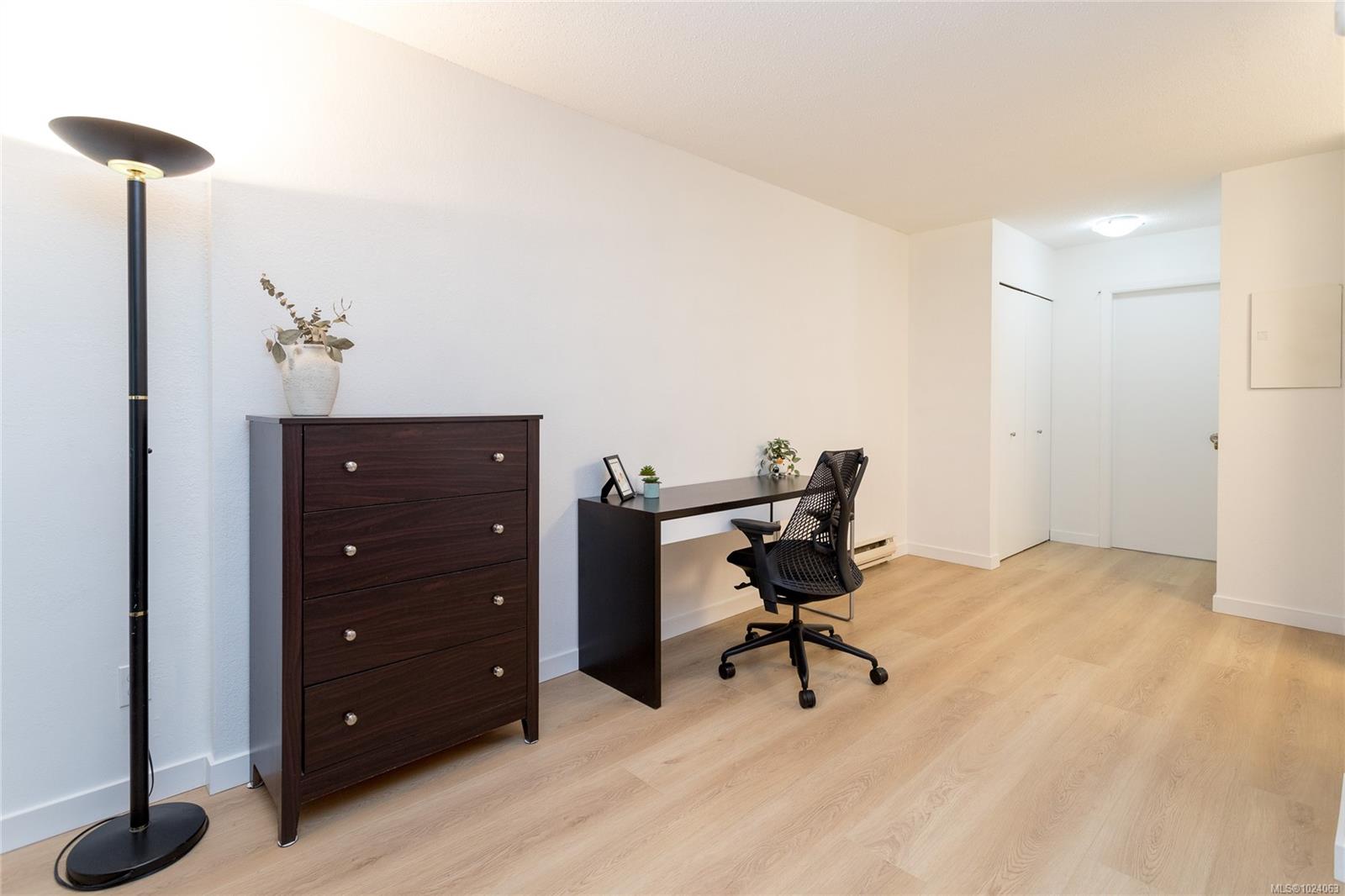 2022 Foul Bay Rd # 311