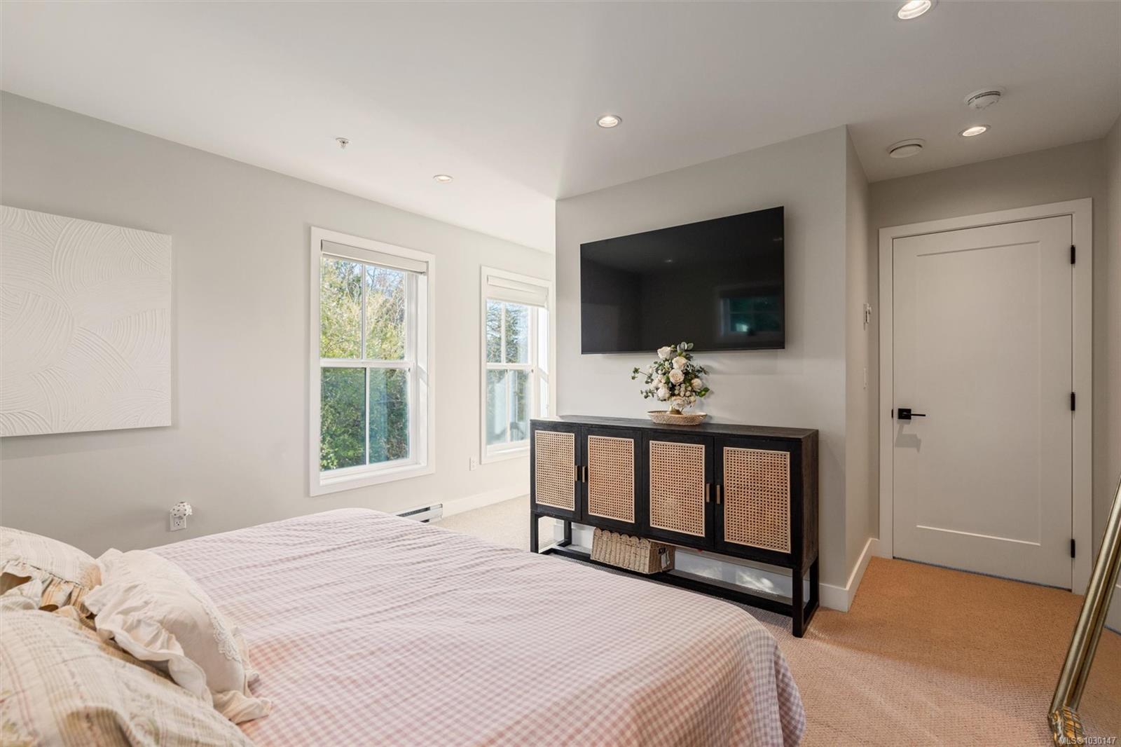 3120 Washington Ave # 1