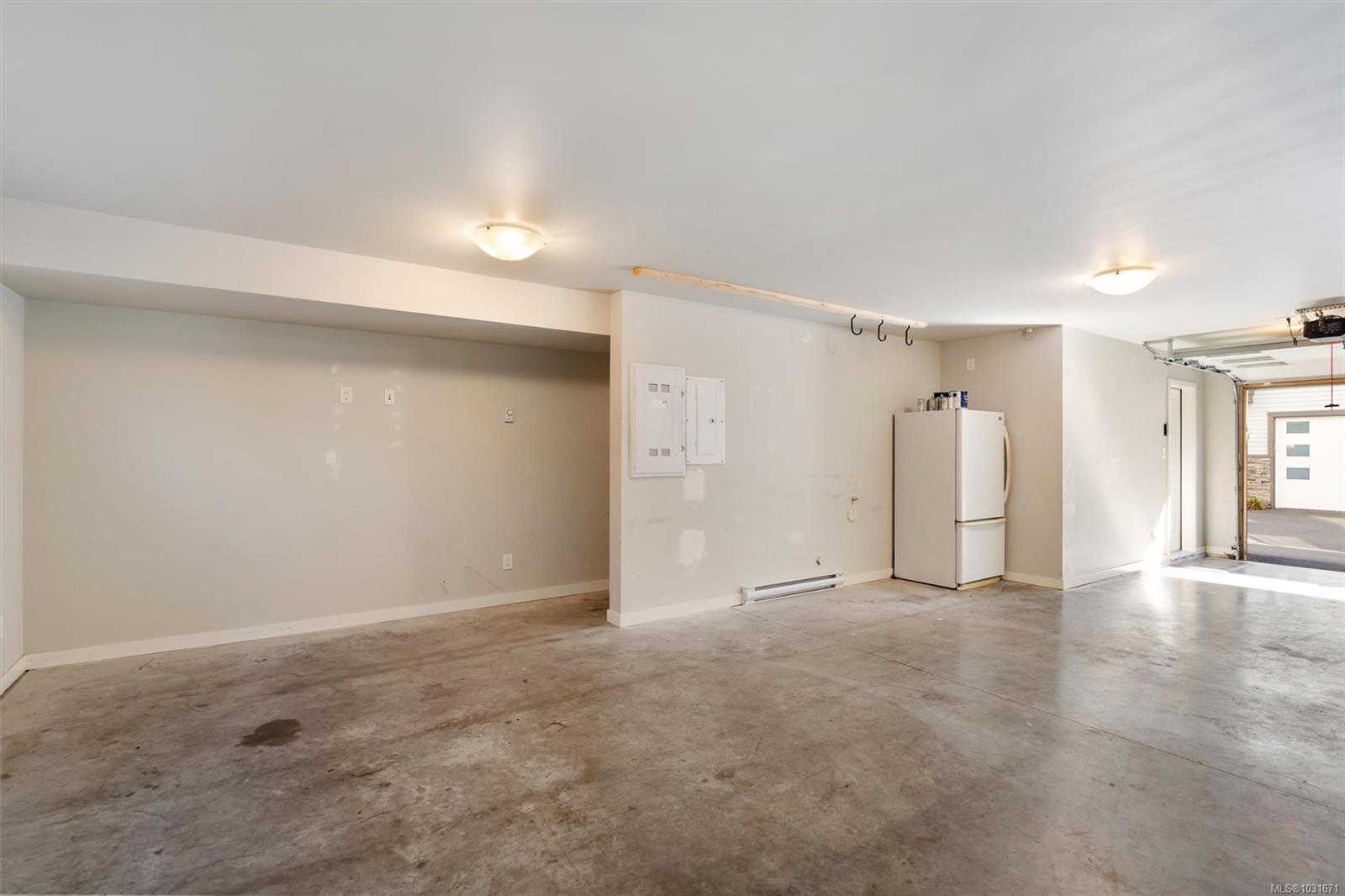 3351 Luxton Rd # 1303