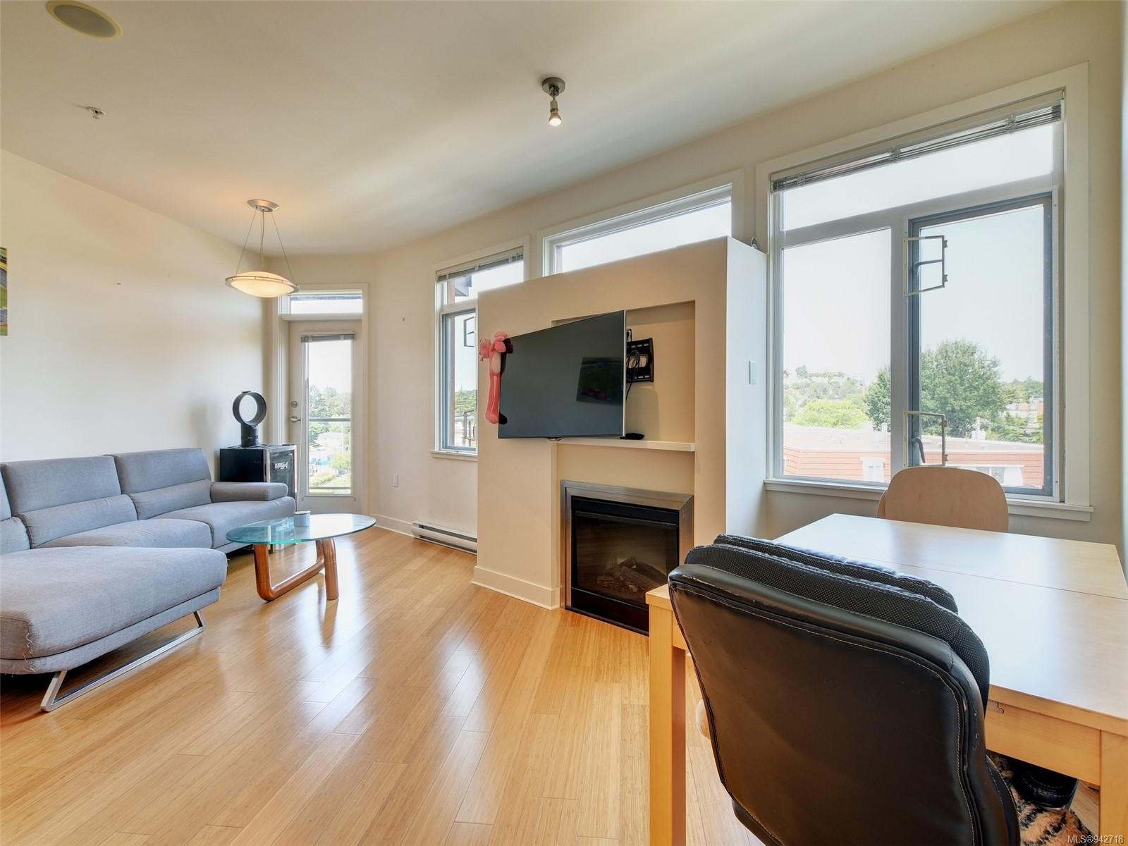 3614 Richmond Rd # 304