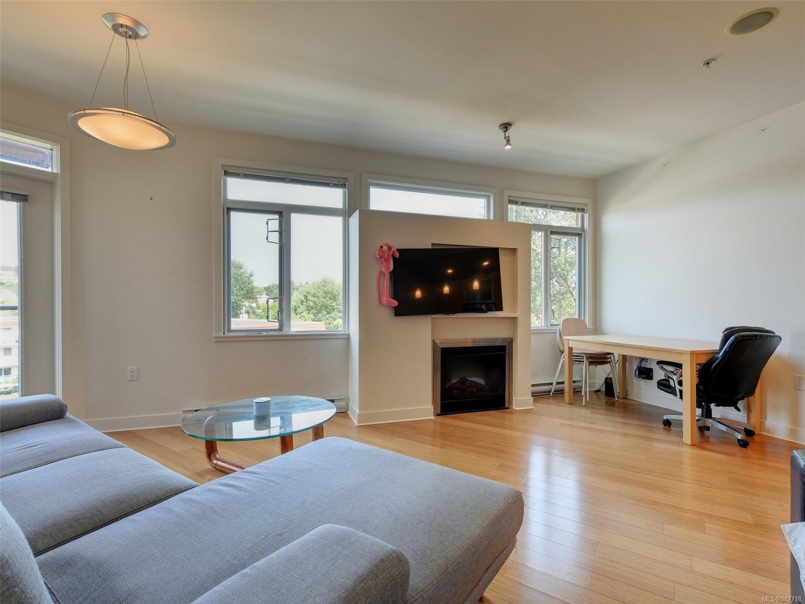 3614 Richmond Rd # 304