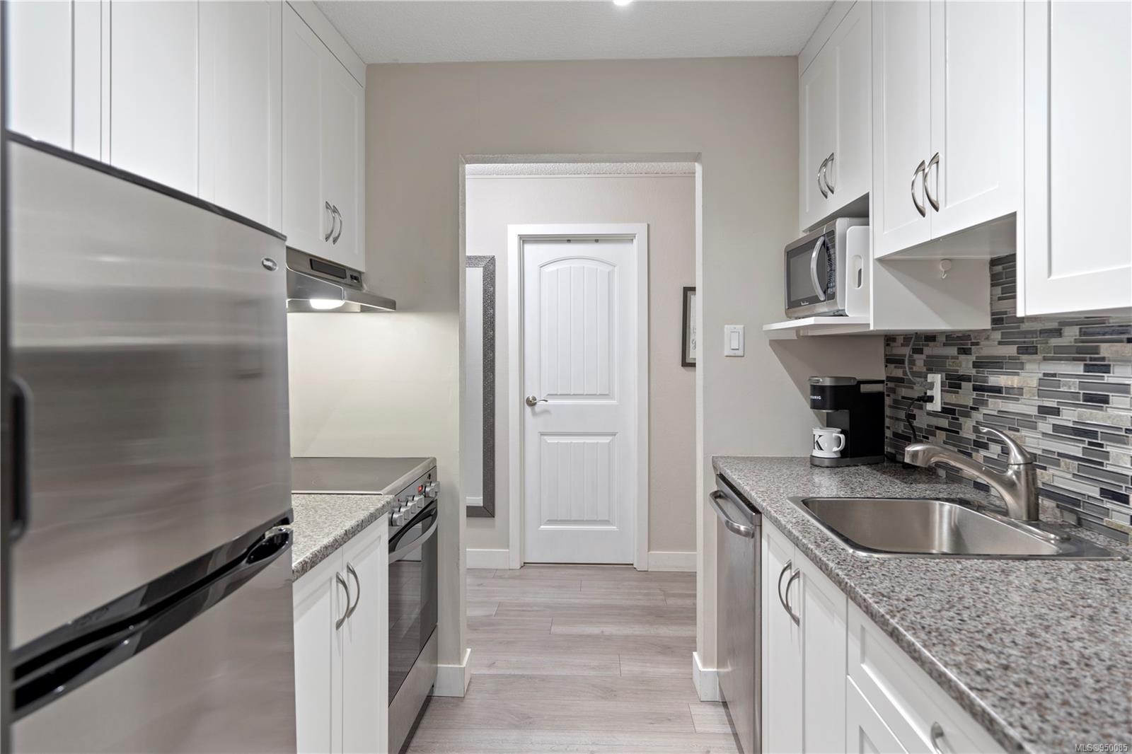 1025 Inverness Rd Unit: 311