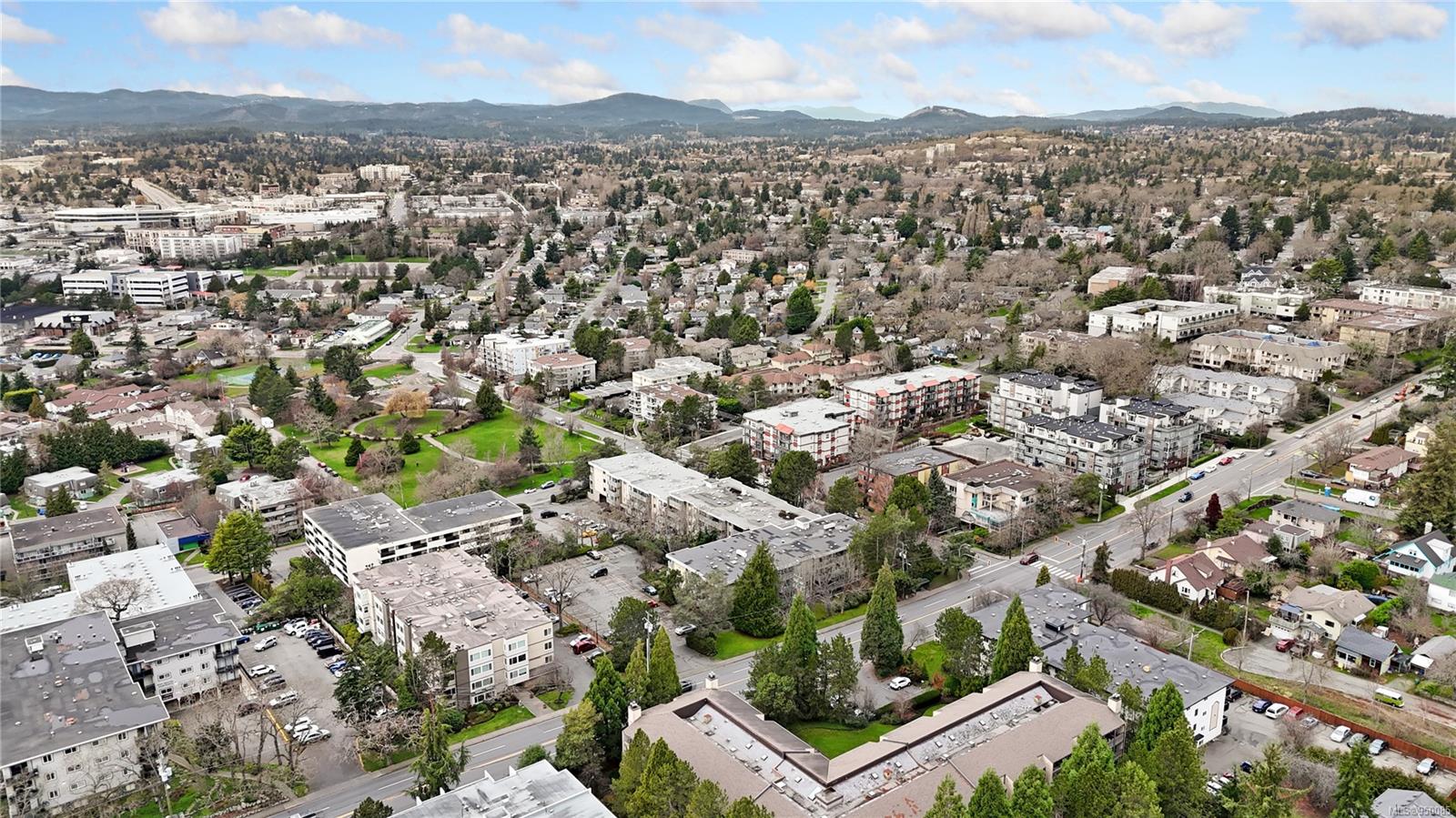 1025 Inverness Rd Unit: 311