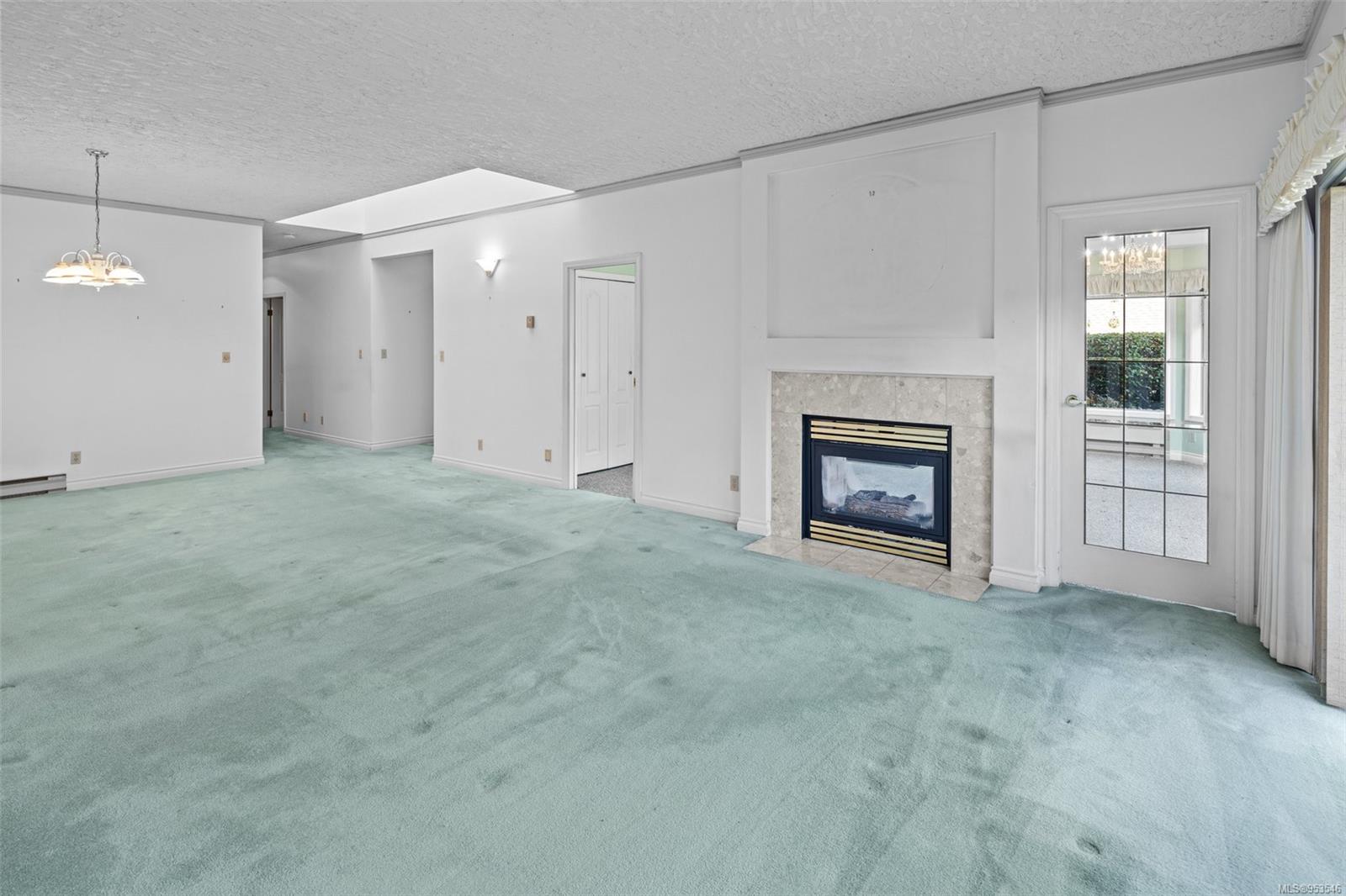 4318 Emily Carr Dr # 6