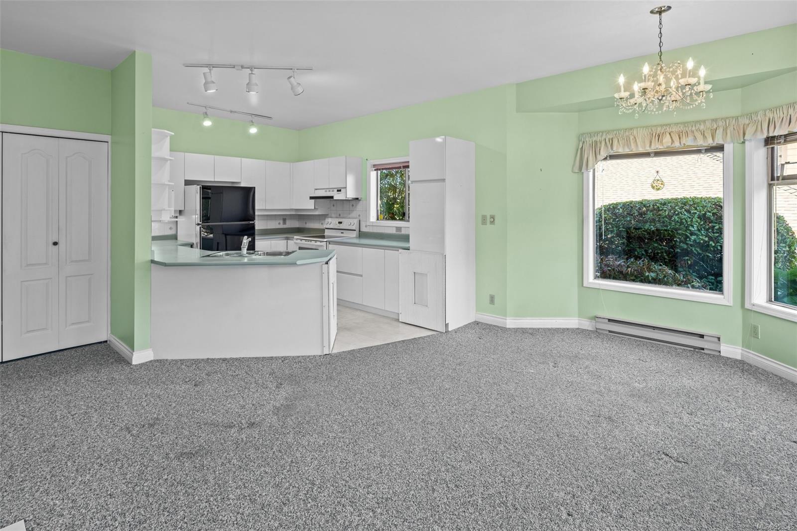 4318 Emily Carr Dr # 6