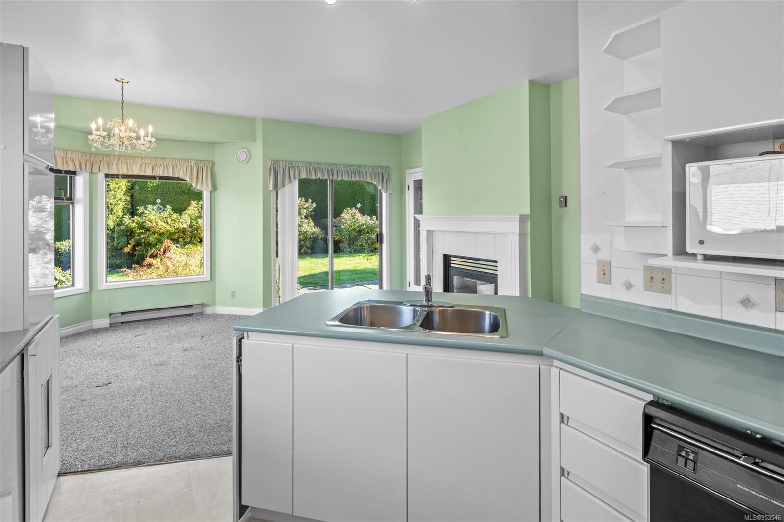 4318 Emily Carr Dr # 6