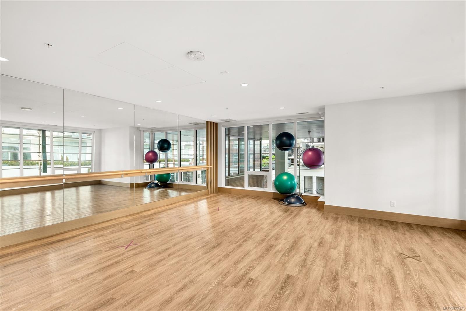 777 Herald St S # 1009