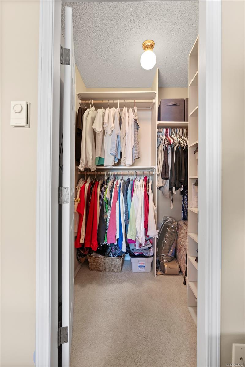 901 Kentwood Lane # 43